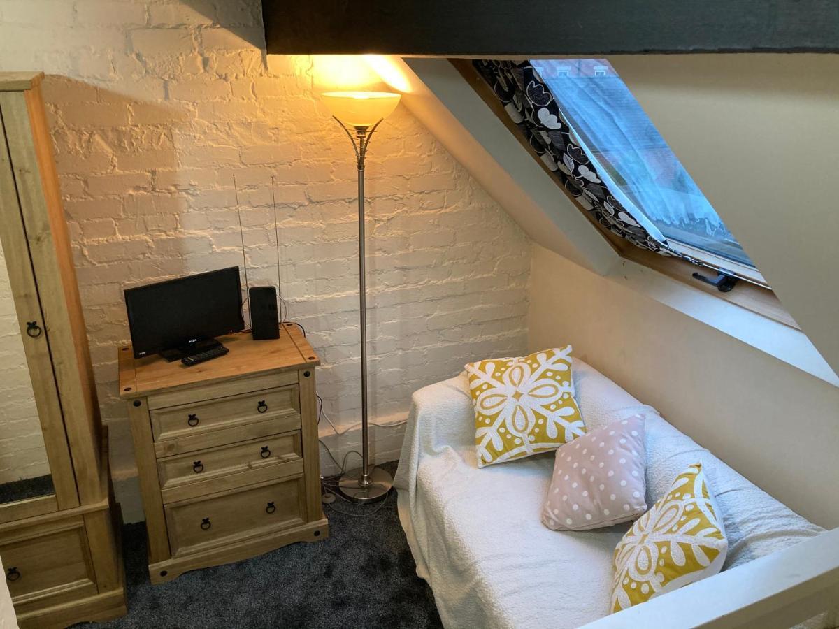 Nightingale'S Loft Bed & Breakfast Ashbourne  Exterior photo